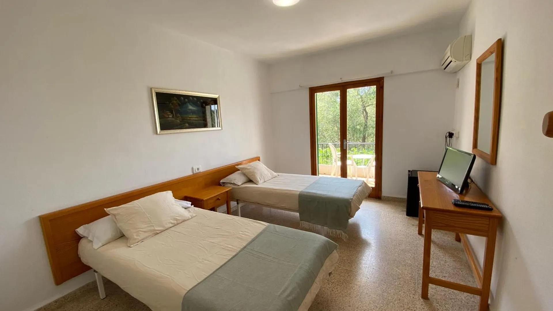 Guest house Ch El Quijote Hotel Cala Murada  Spain